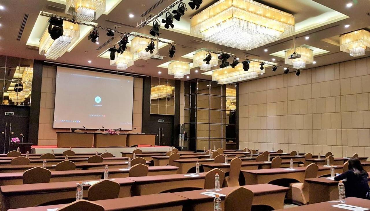 Maple Hotel Bangkok Ngoại thất bức ảnh